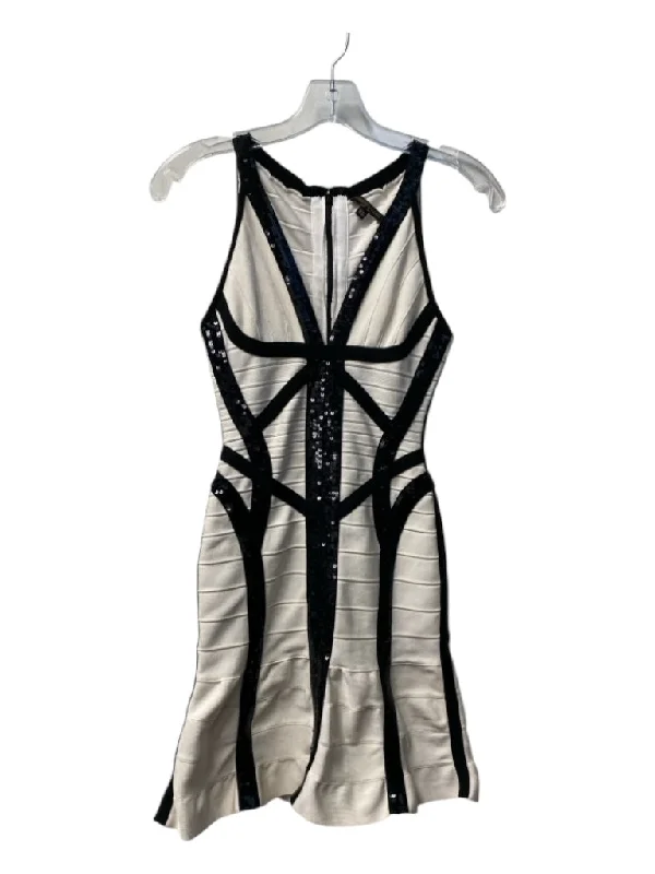 Alberto Makali Size XS White & Black Rayon Blend Sleeveless V Neck Dress Luxury unclassified dresses